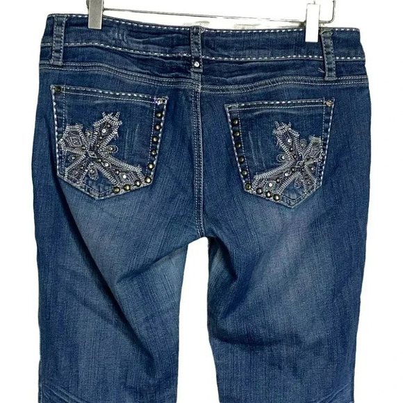 WAX JEANS 13 juniors embellished distressed jeans - Picture 4 of 5